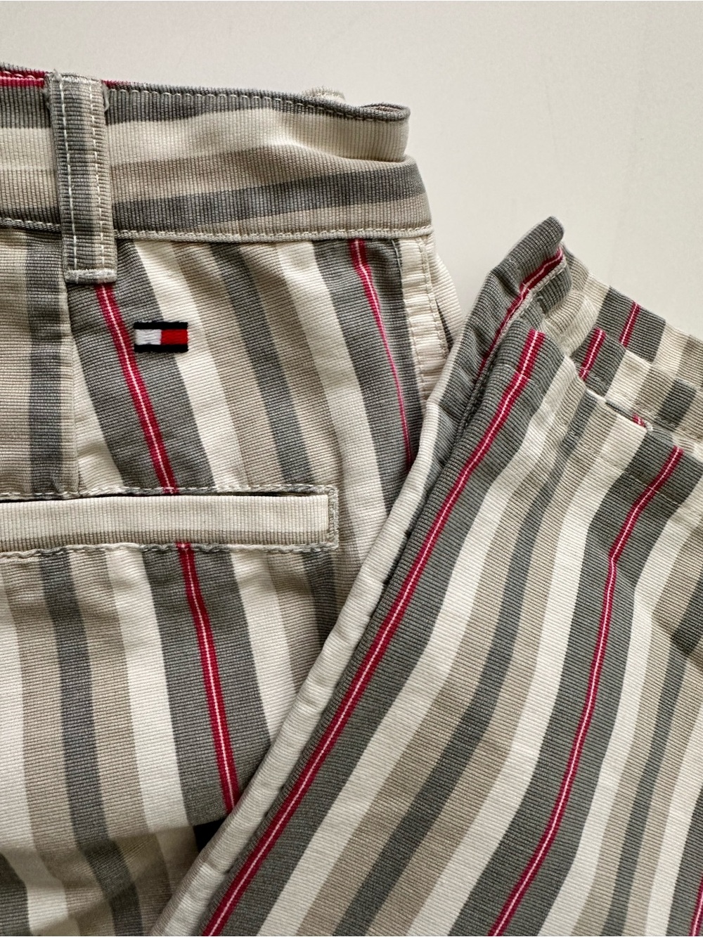 90s Tommy Hilfiger cotton jeans striped cream army green red